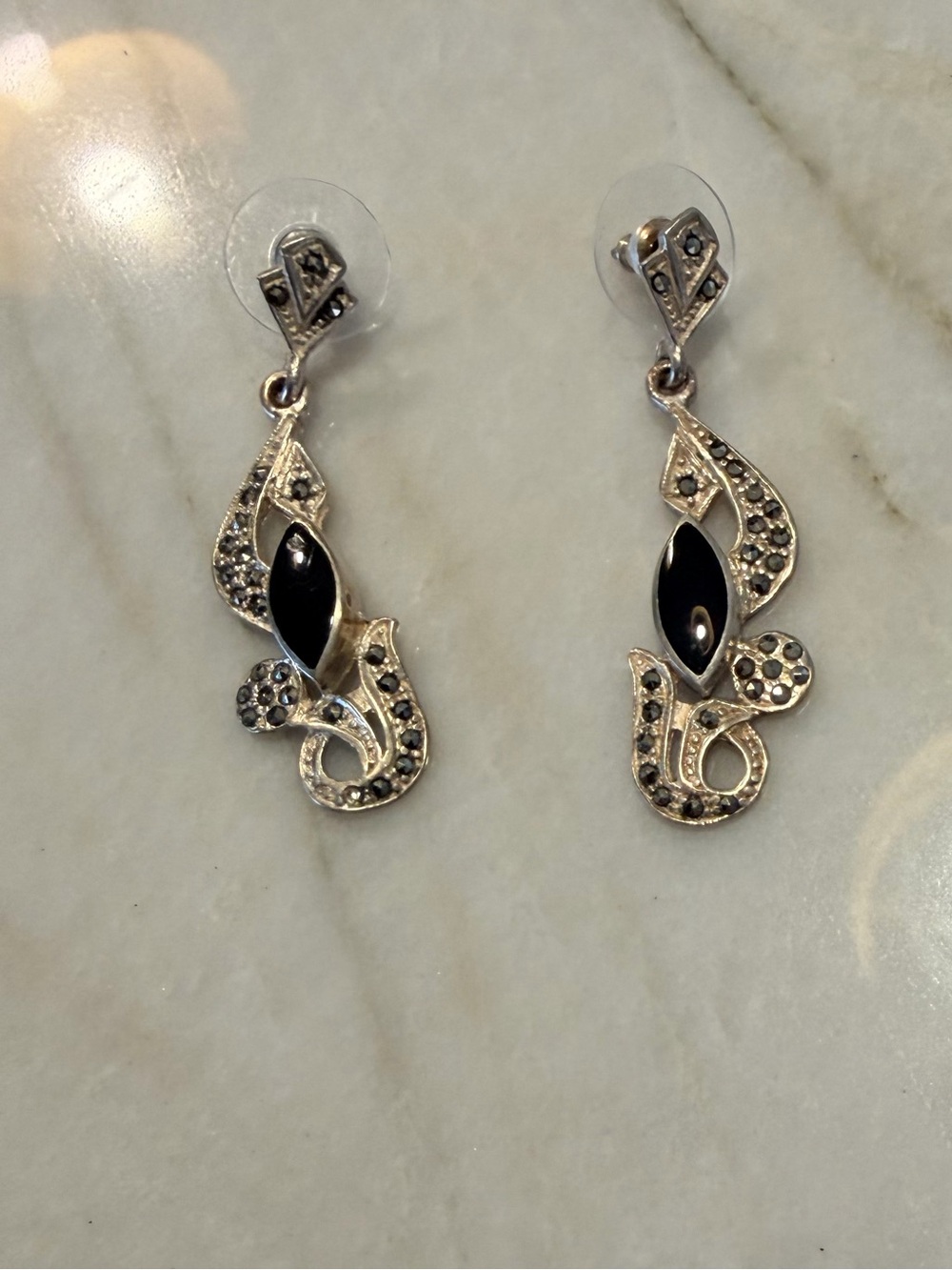 Vintage Sterling Silver Marcasite with Black onyx Gem Dangle Earrings